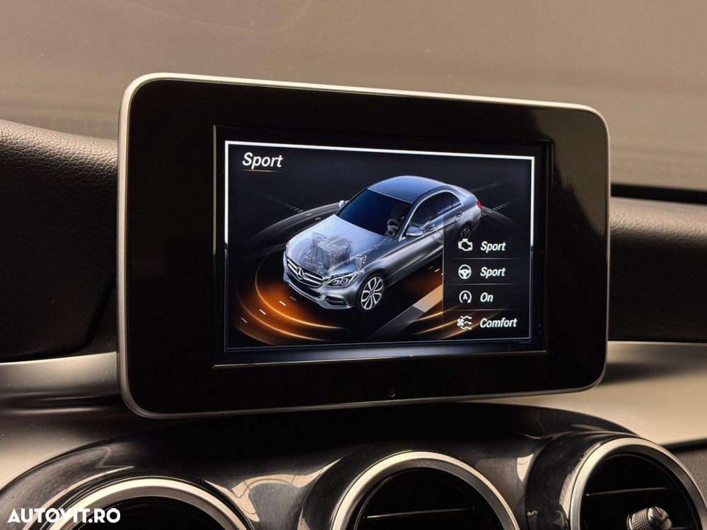 Mercedes-Benz C - 16