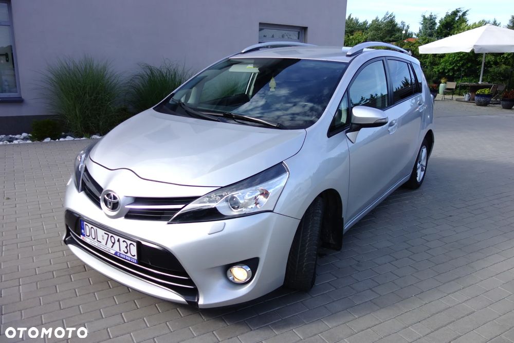Toyota Verso 2.0 D-4D 7-Sitzer Life - 10
