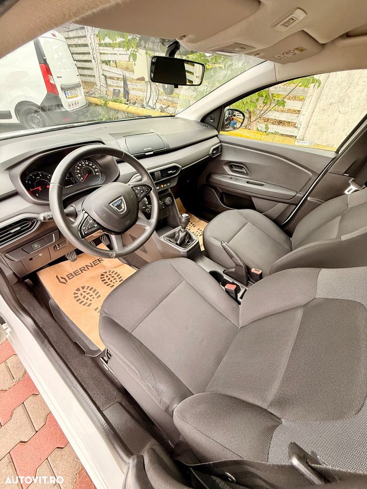 Dacia Logan ECO-G 100 Essential - 5