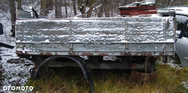 Skrzynia ładunkowa Mercedes L406.