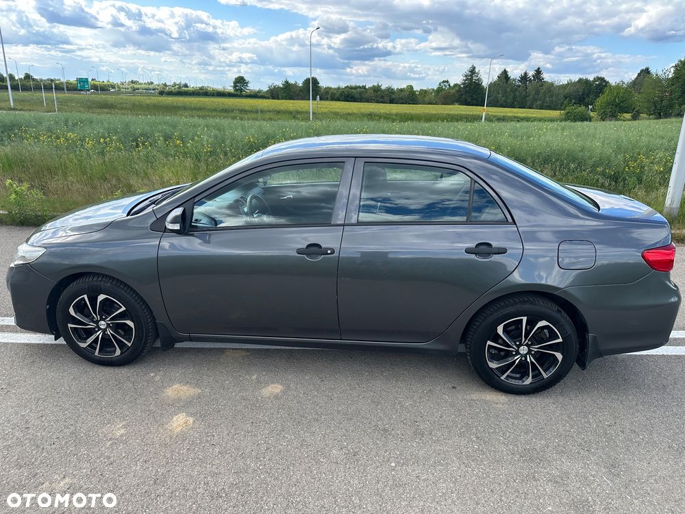 Toyota Corolla 1.4 D-4D Luna - 8