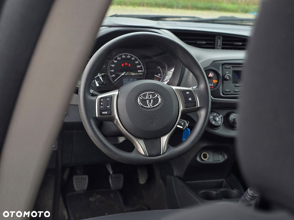 Toyota Yaris 1.5 Active - 13