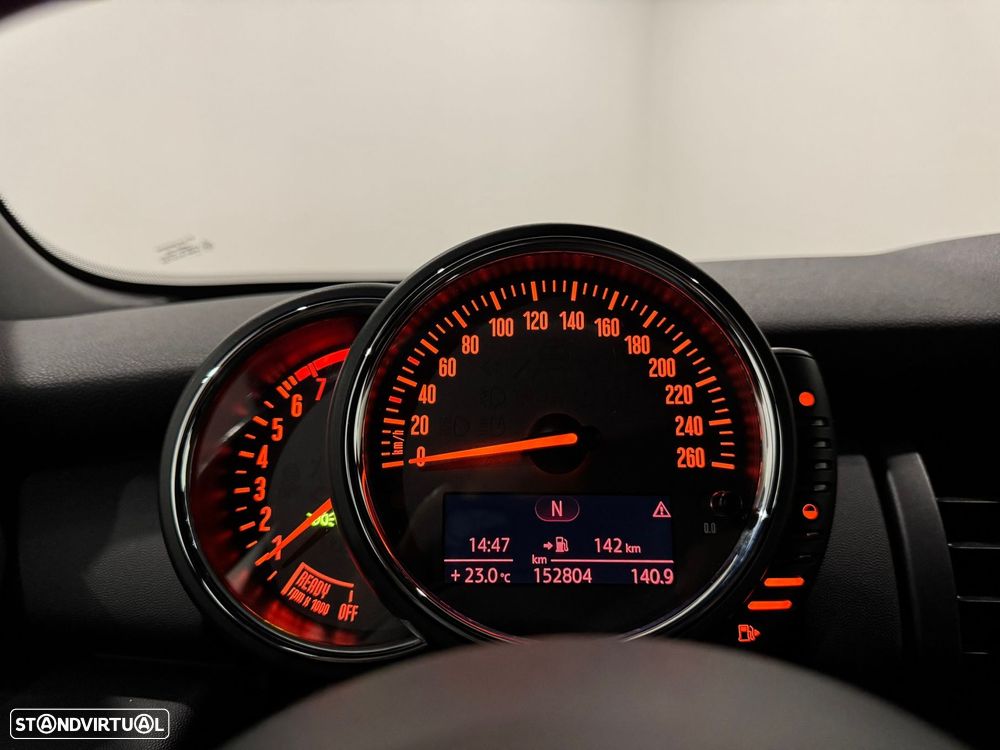 MINI 3 Portas One - 28