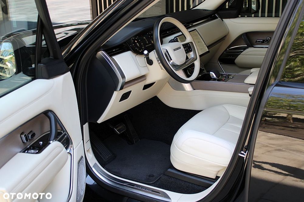 Land Rover Range Rover 4.4 V8 P530 mHEV LWB Autobiography - 7
