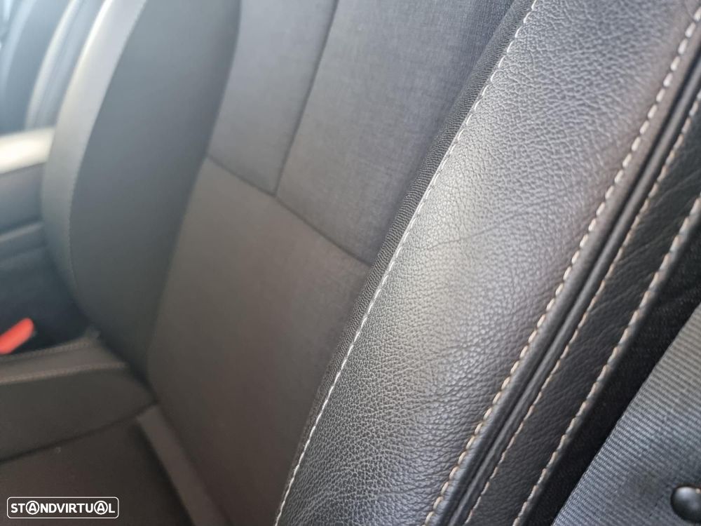 Volvo XC 40 2.0 D3 Momentum Plus Geartronic - 15