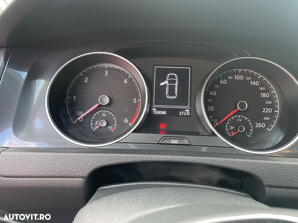 Volkswagen Golf - 5