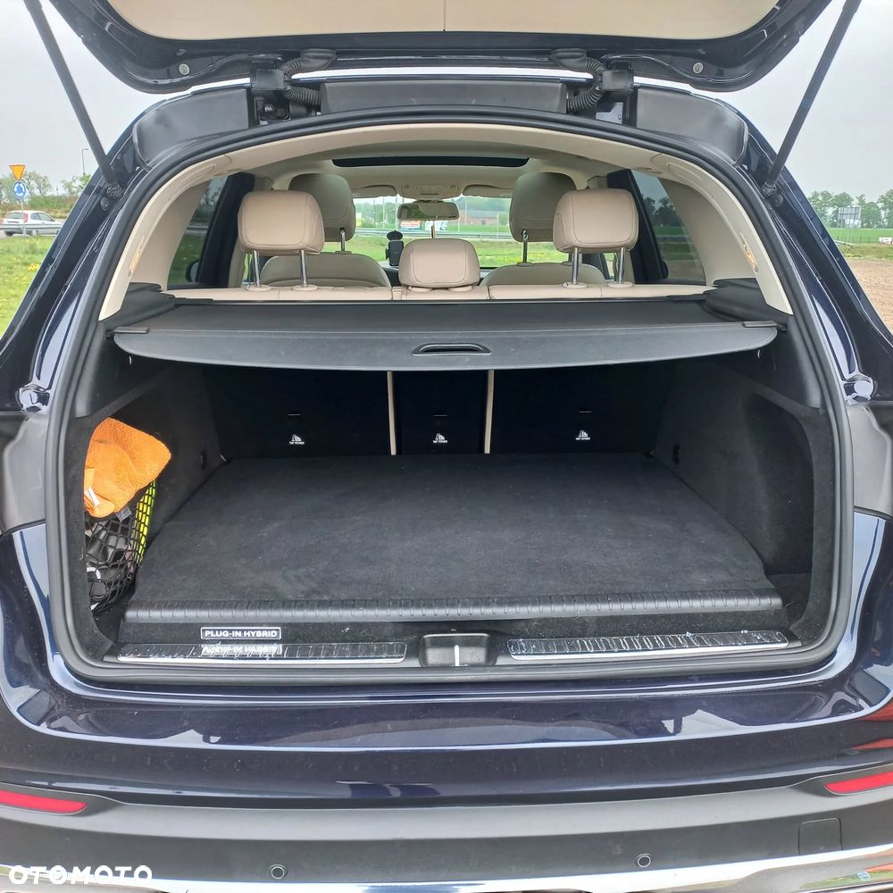 Mercedes-Benz GLC - 13