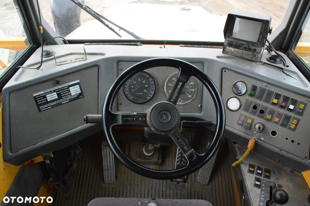 Volvo A40 / 1996r / 13283h / Klimatyzacja / Opony 95% / Bardzo dobry stan - 17