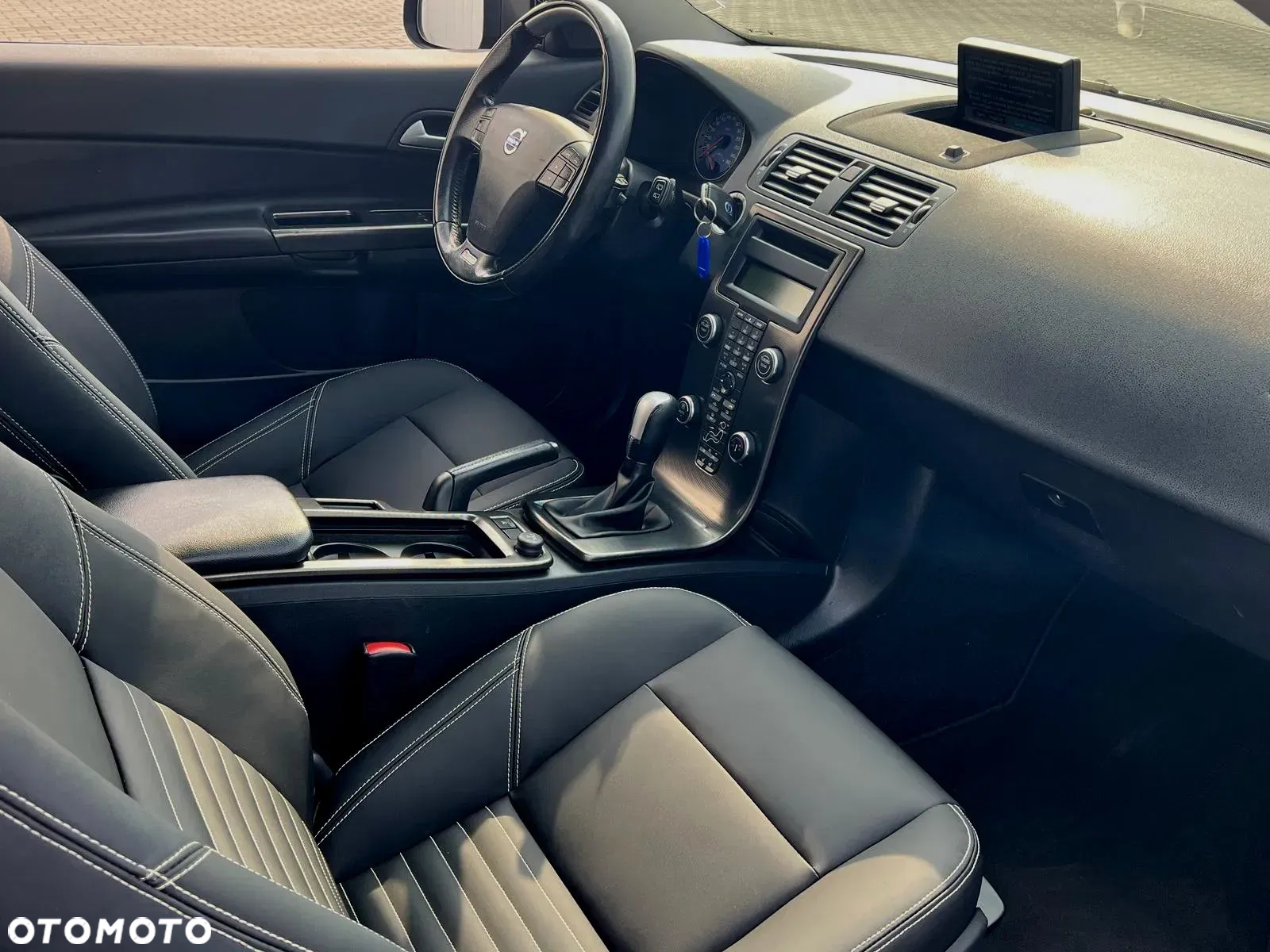 Volvo C30 D3 R-Design - 19