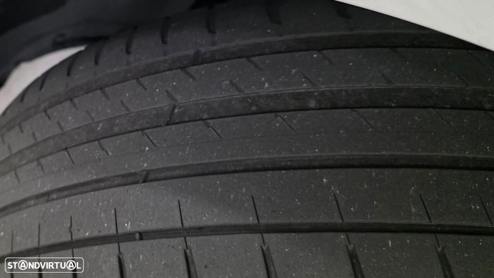 Tesla Model 3 Long Range Tração Integral - 21