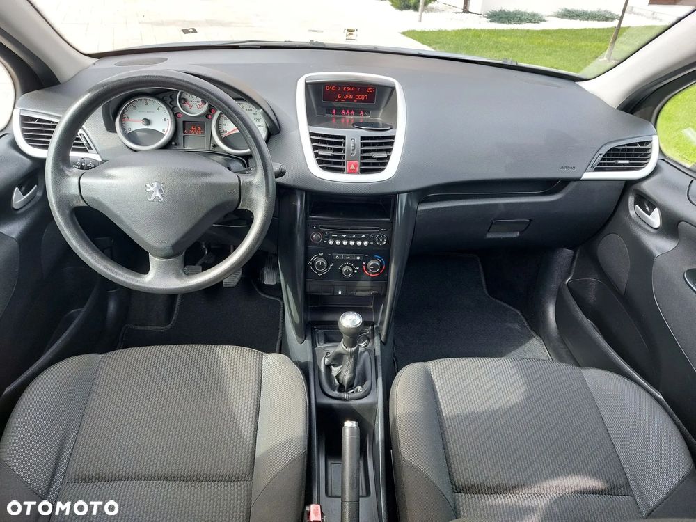 Peugeot 207 1.6 HDi Trendy 99g - 35