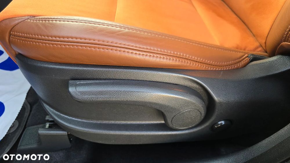 Hyundai Tucson blue 1.6 GDi 2WD Navi - 13