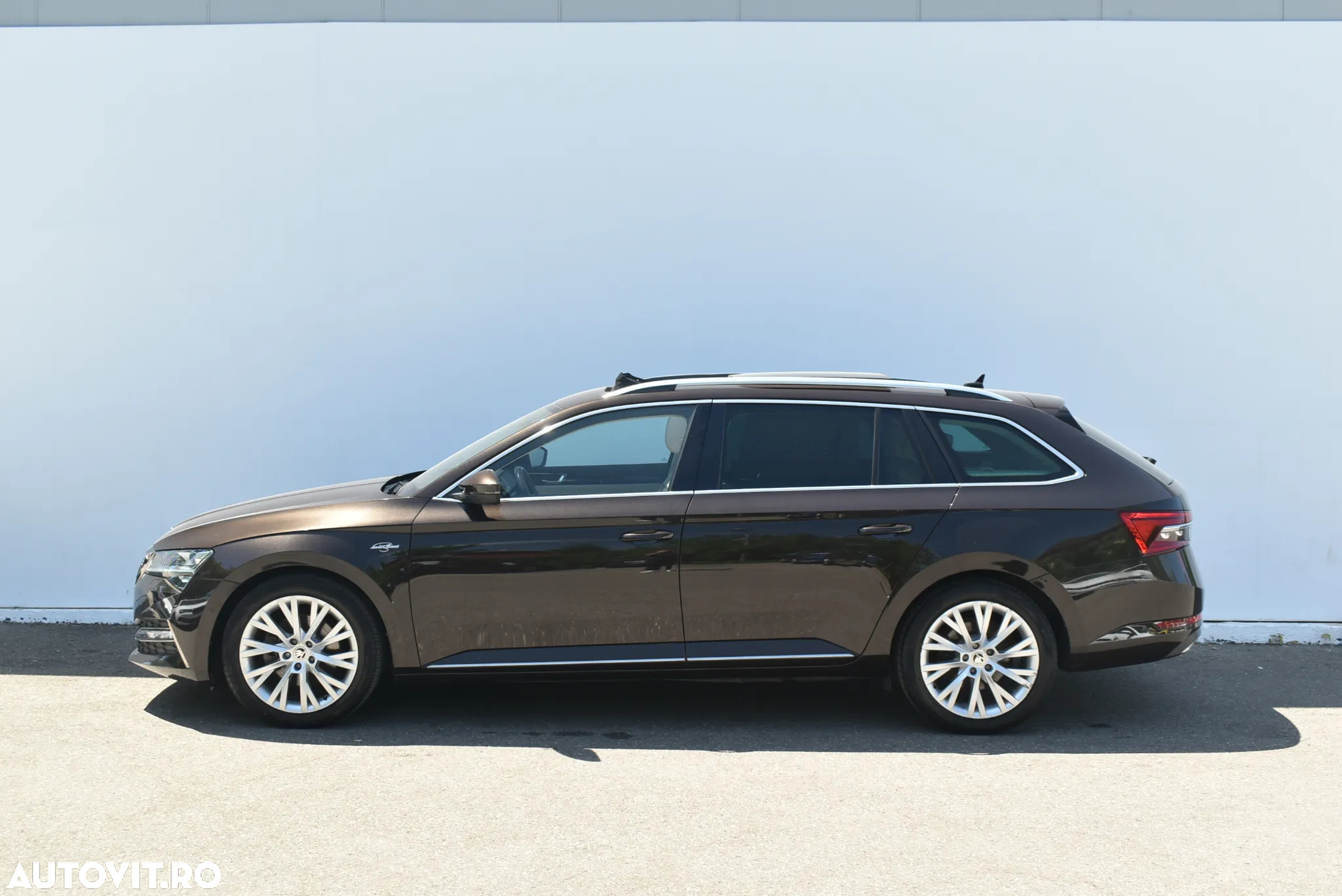 Skoda Superb Combi 1.4 TSI iV DSG L&K - 2