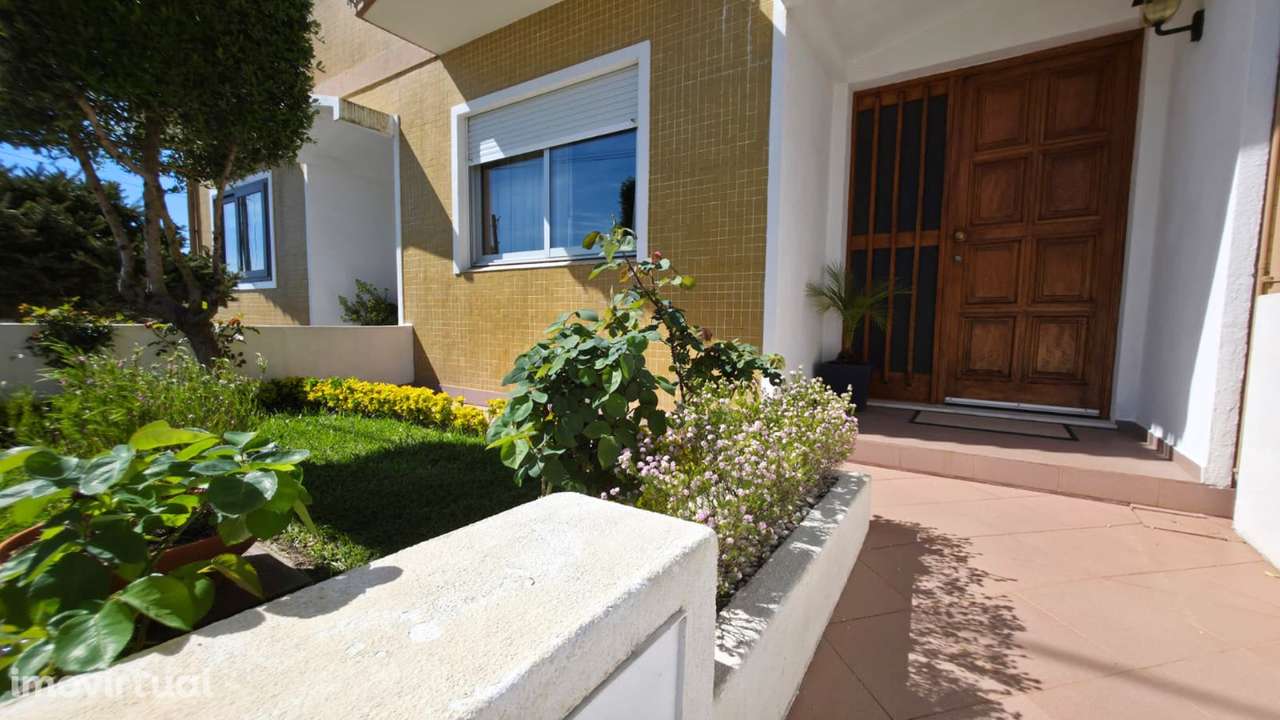 Moradia T4 com Jardim e Garagem – Madalena, Vila Nova de Gaia - Grande imagem: 3/40