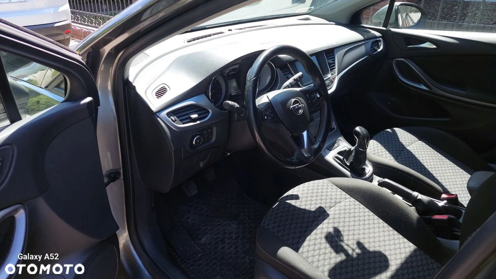 Opel Astra IV 1.6 CDTI Sport - 10