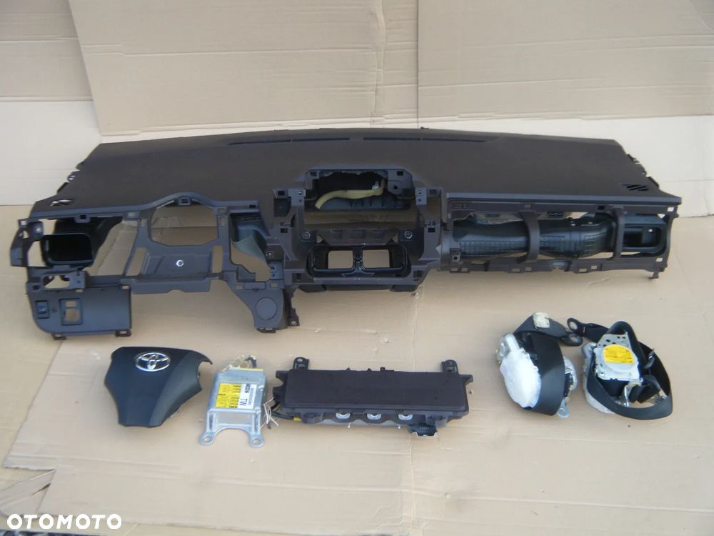 TOYOTA IQ  PODUSZKI AIRBAG DESKA KONSOLA PASY =RADOM =radom - 2