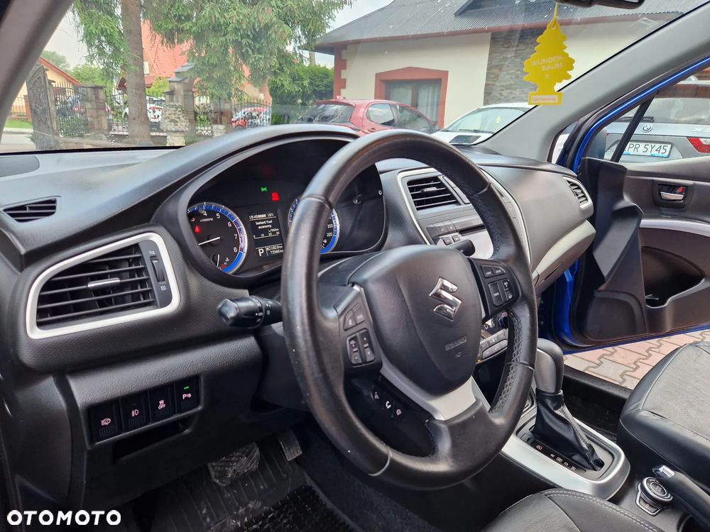 Suzuki S-Cross - 21