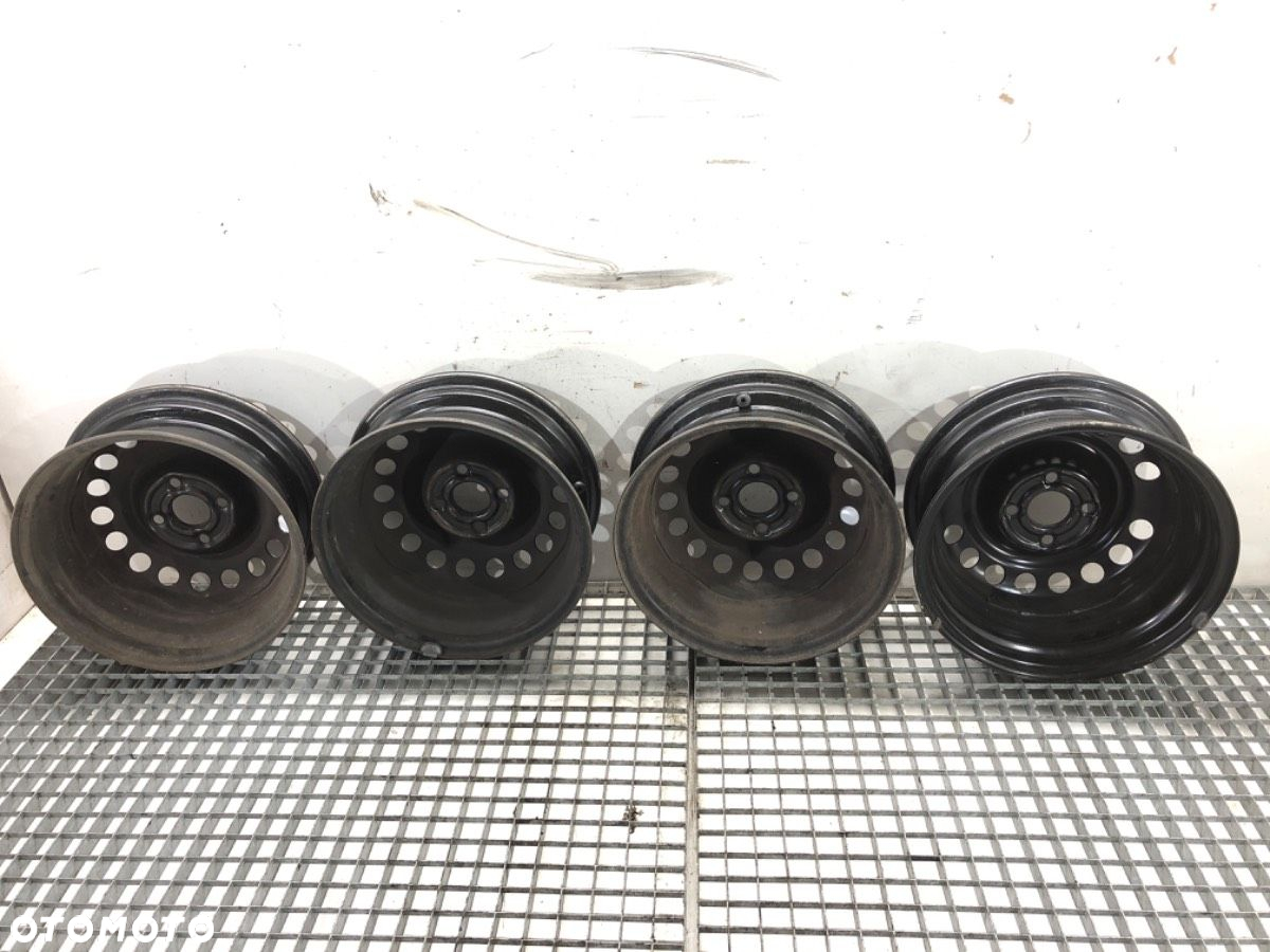FELGA STALOWA KOMPLET 14 5,5j 4x100 et 49  56,6 - 200.00 PLN -    opel corsa - 2