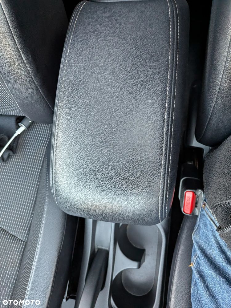 Peugeot 4008 HDI FAP 115 Stop & Start Allure - 23