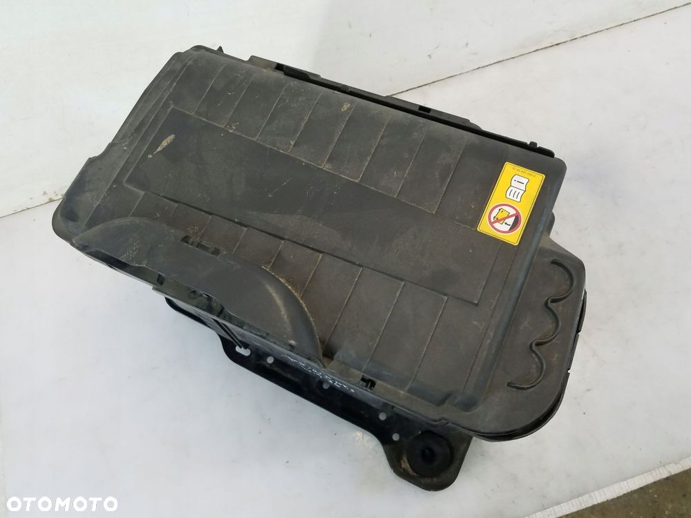 obudowa podstawa akumulatora mercedes-benz a-klasa w176 1.8 cdi - 4