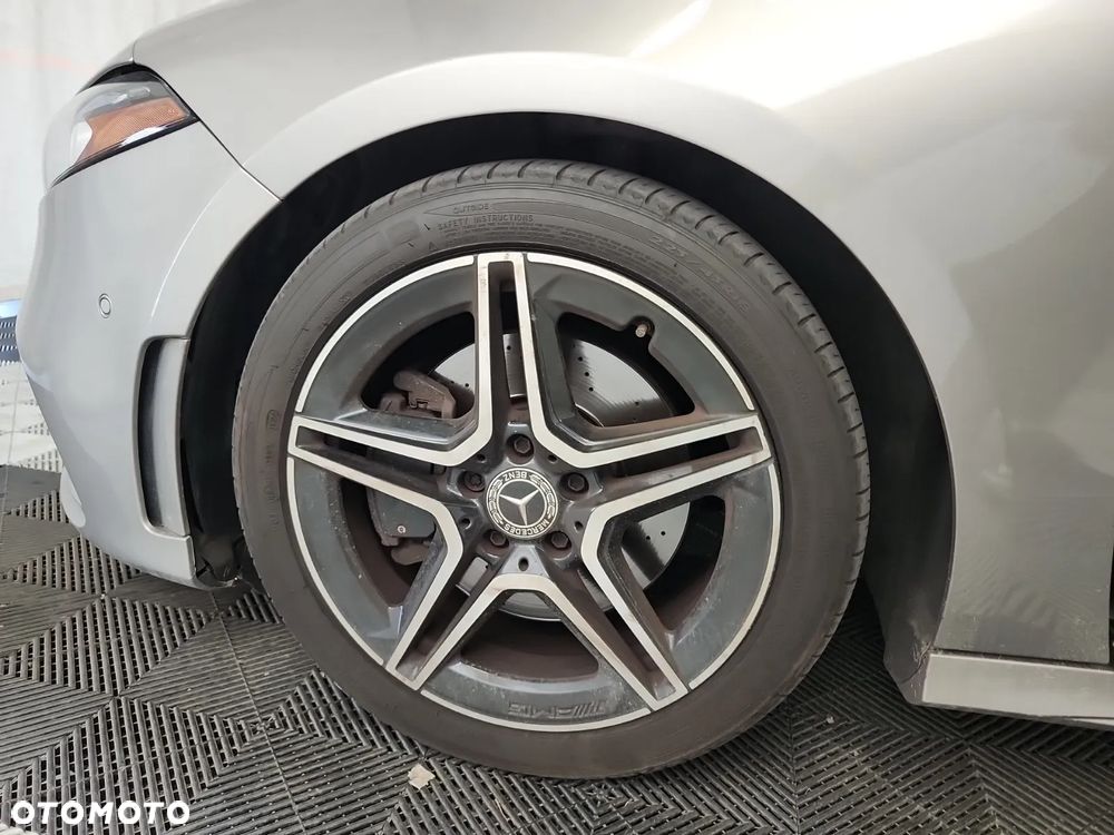 Mercedes-Benz Klasa A 220 4Matic 7G-DCT AMG Line - 15
