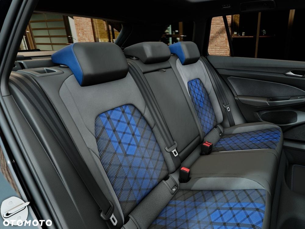 Volkswagen Golf - 13