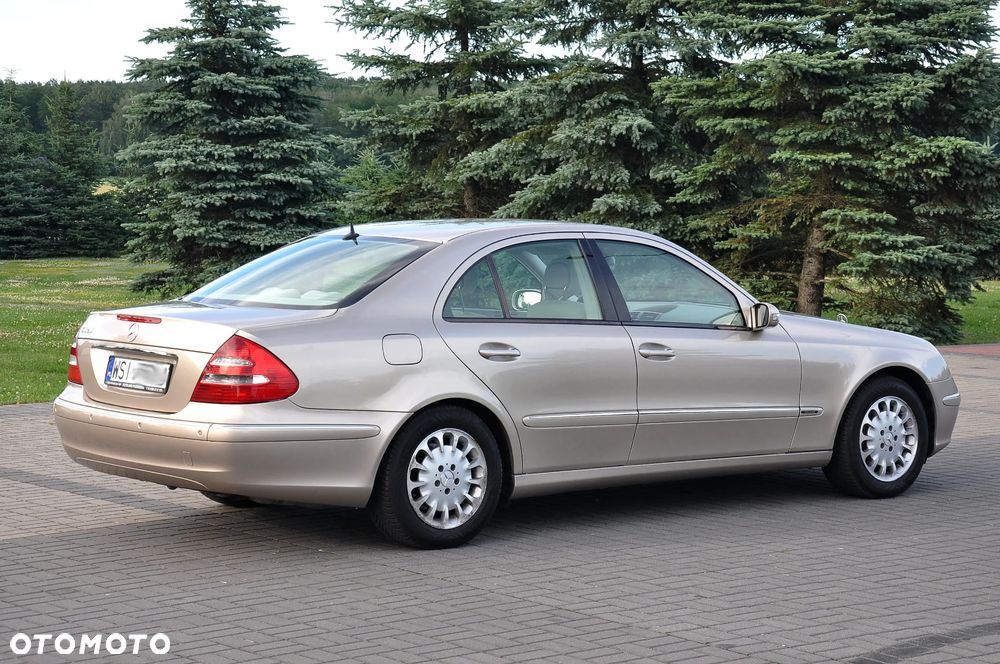Mercedes-Benz Klasa E 320 Elegance - 15