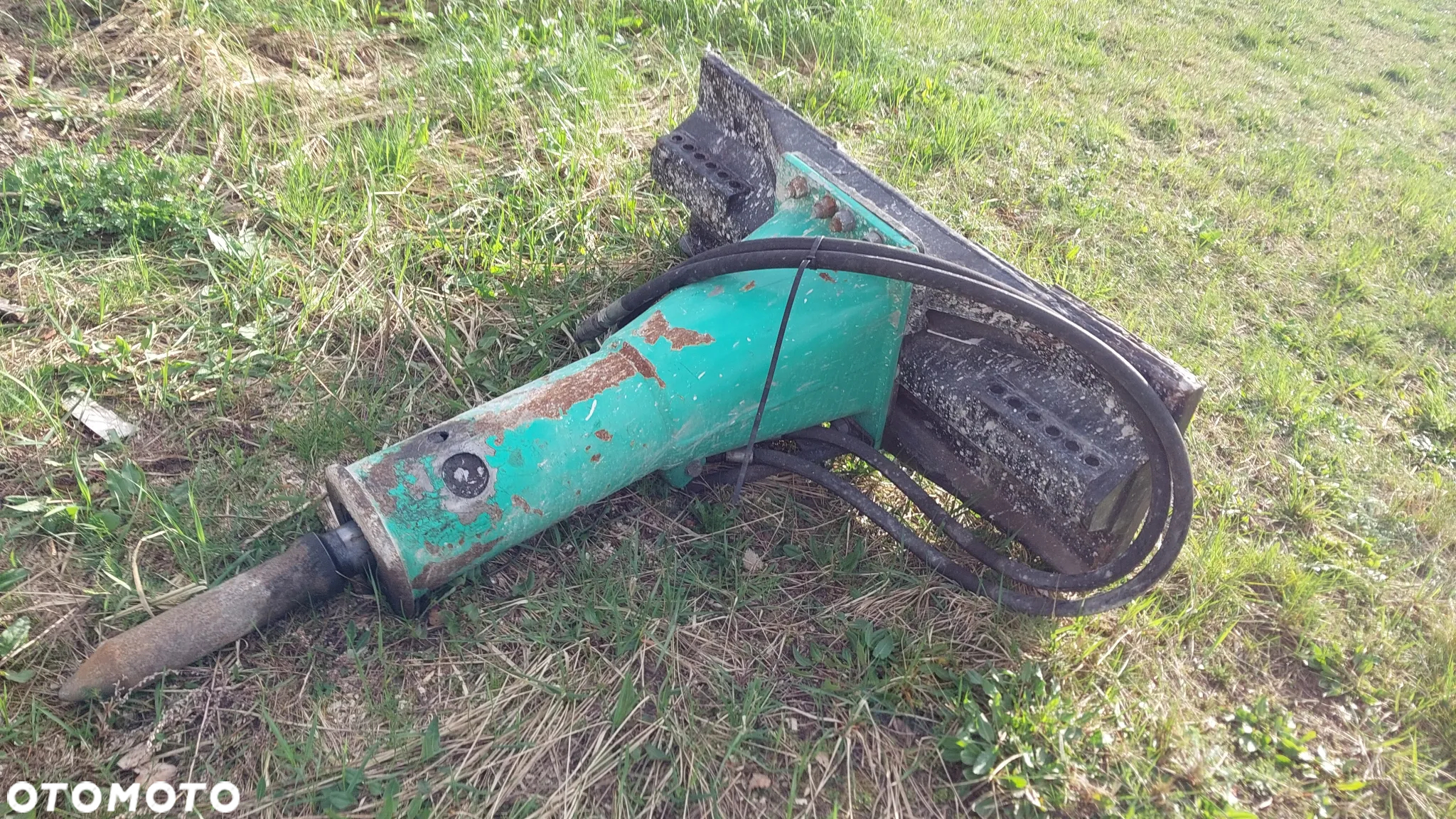 młot bobcat - 2
