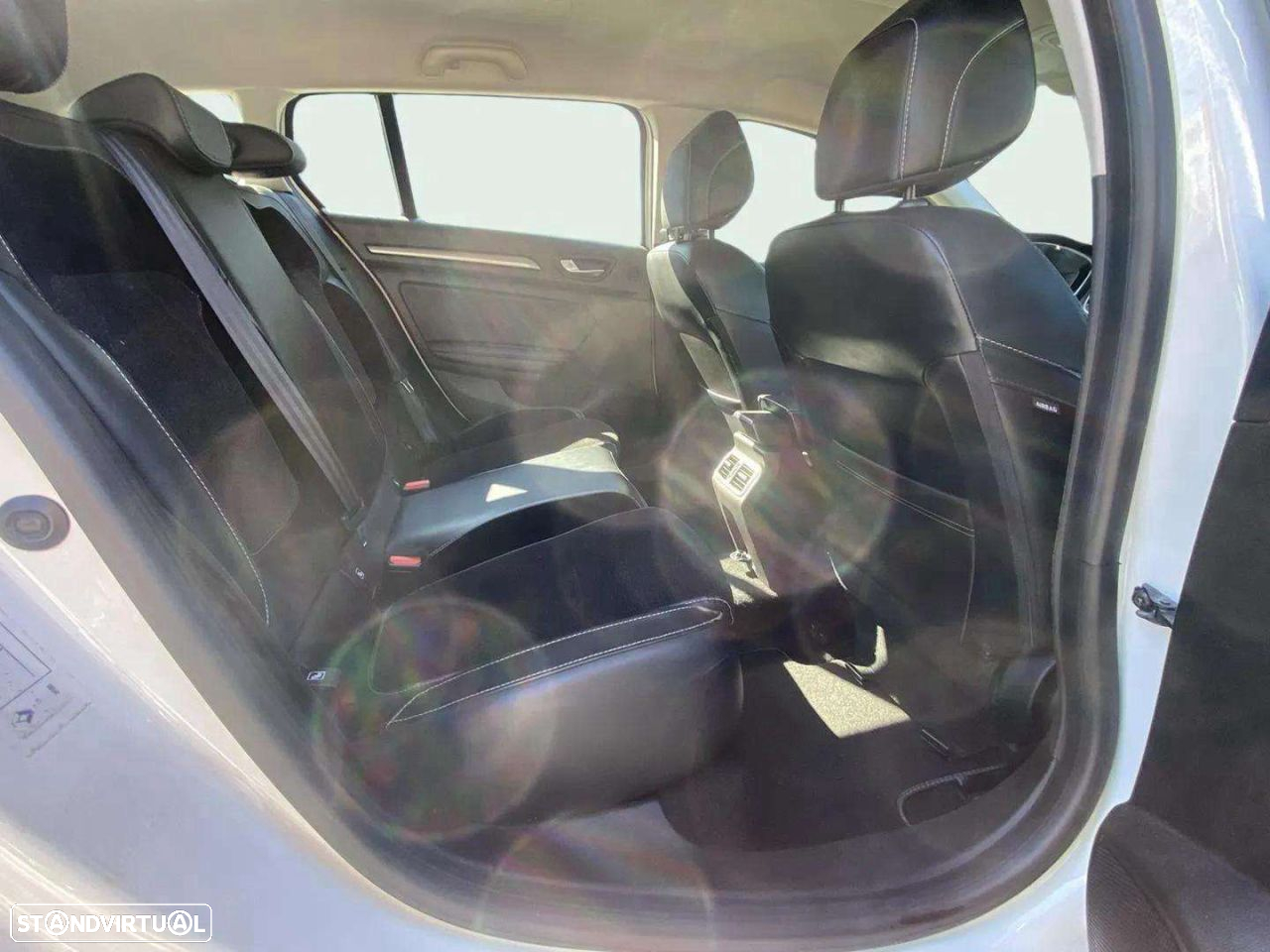 Renault Mégane Sport Tourer 1.5 dCi Intens - 15