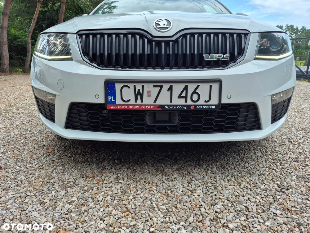 Skoda Octavia 2.0 TDI DSG RS - 8