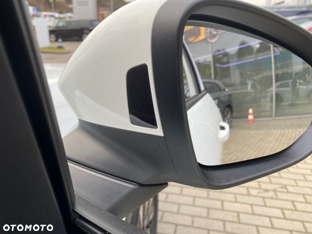 Volkswagen T-Roc 1.5 eTSI OPF DSG Life - 9