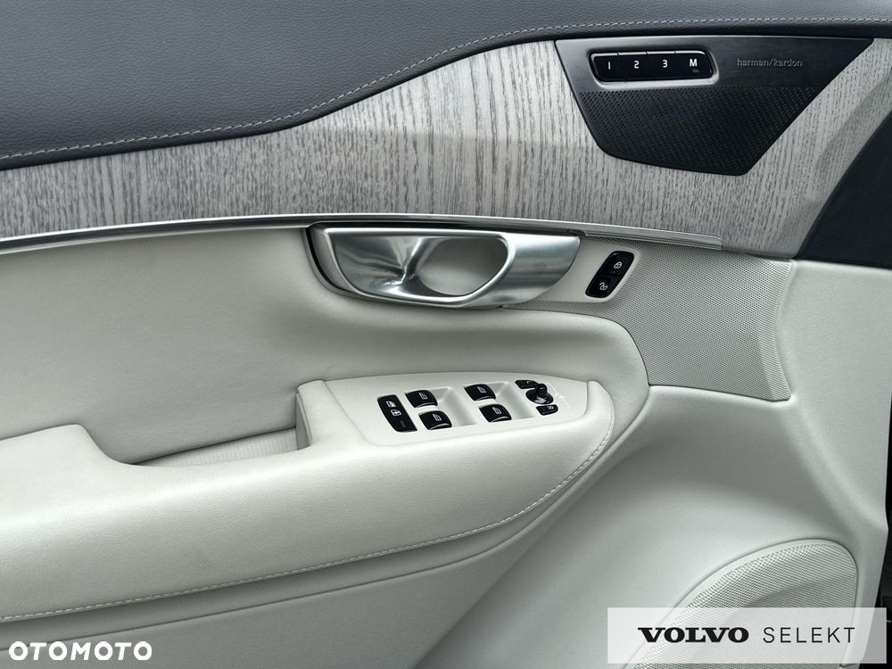 Volvo XC 90 - 13
