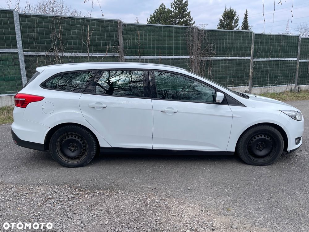Ford Focus 1.5 TDCi DPF Start-Stopp-System Business - 4
