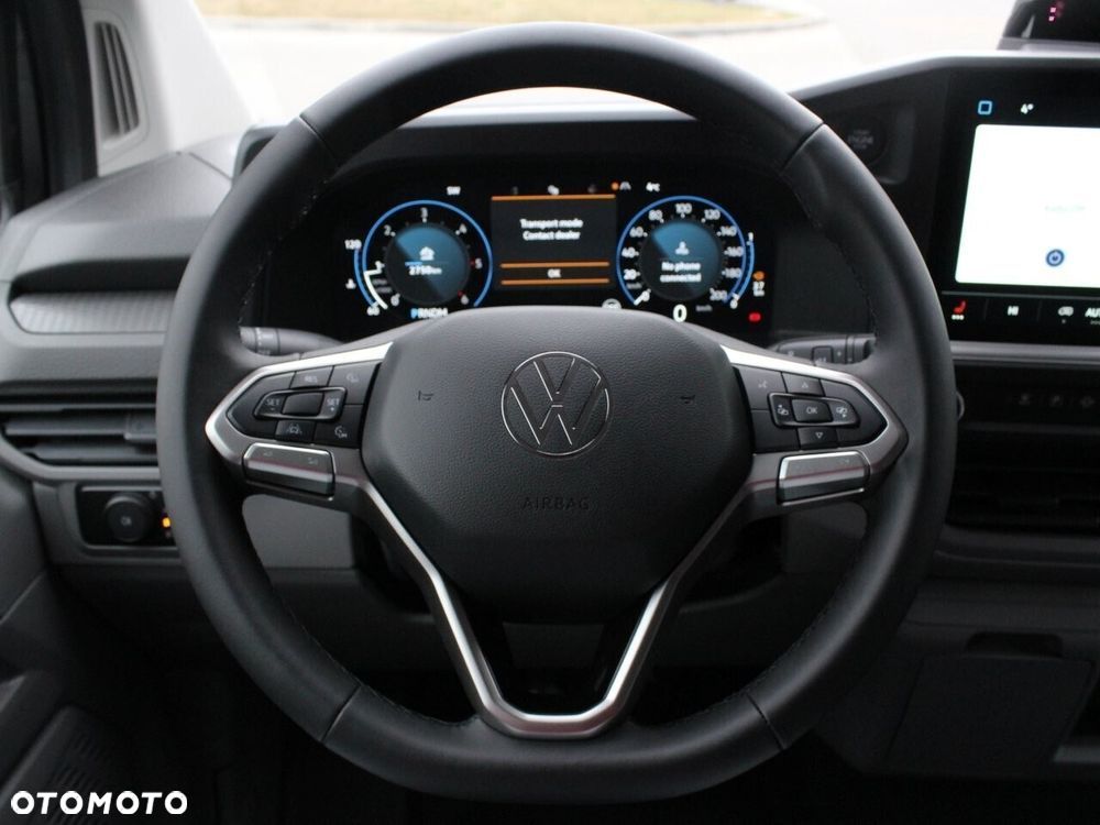 Volkswagen Transporter TDI L2H1 - 12