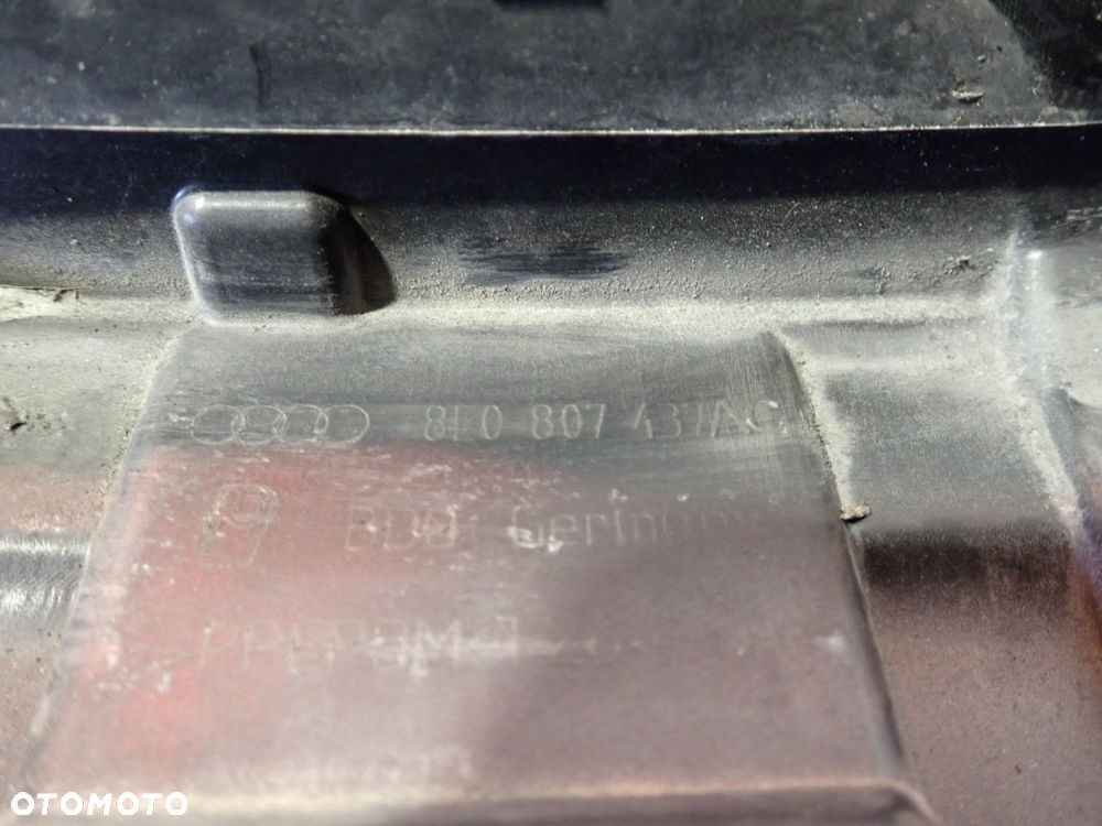 ZDERZAK PRZÓD AUDI A4 B7 - 31