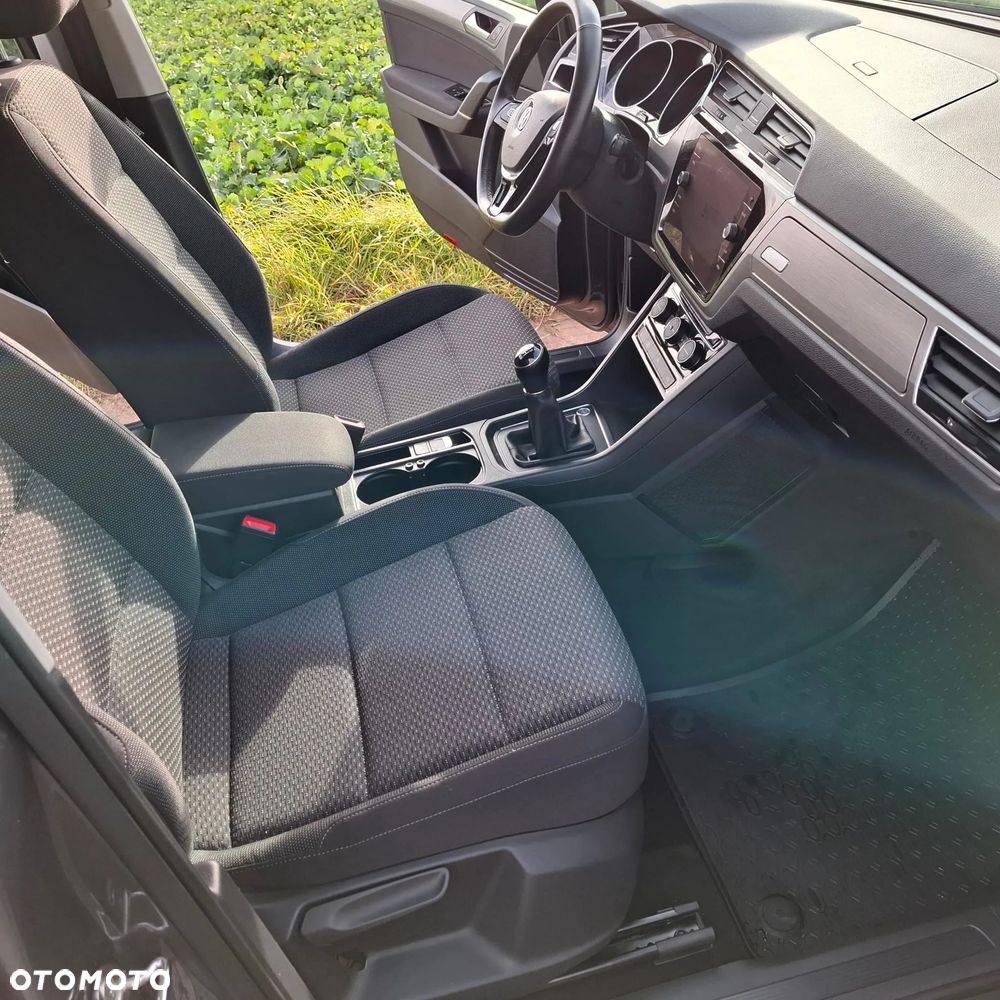 Volkswagen Touran 2.0 TDI BMT Comfortline - 7