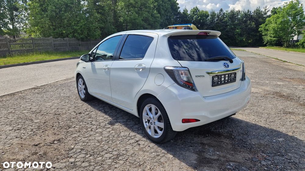 Toyota Yaris 1.5 VVT-i Selection - 6