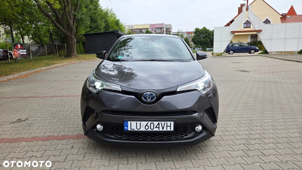 Toyota C-HR Business-Edition - 11