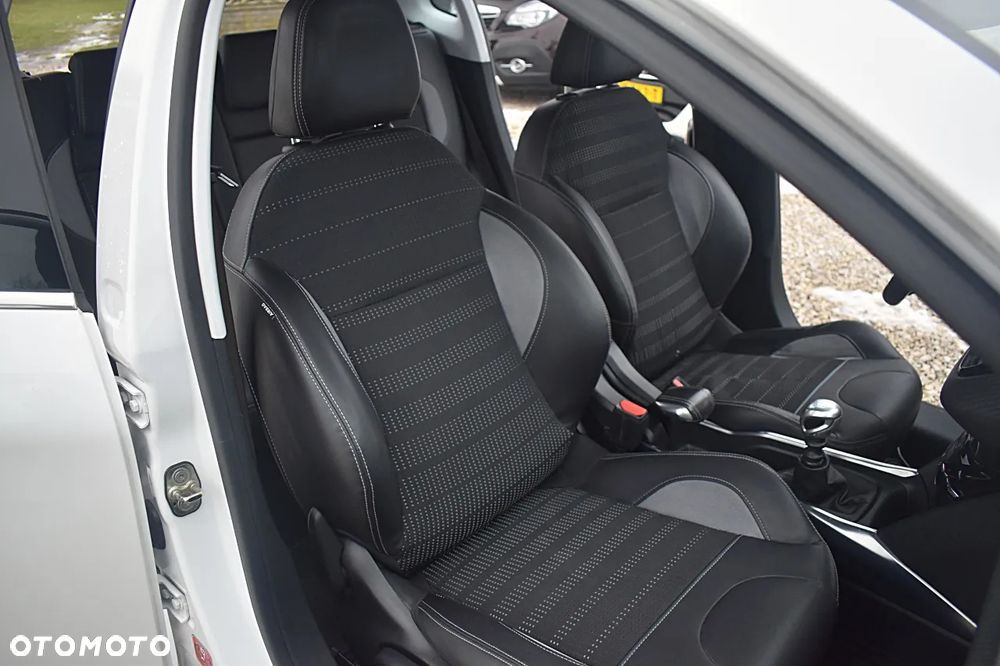 Peugeot 2008 e-HDi FAP 115 STOP & START Allure - 22