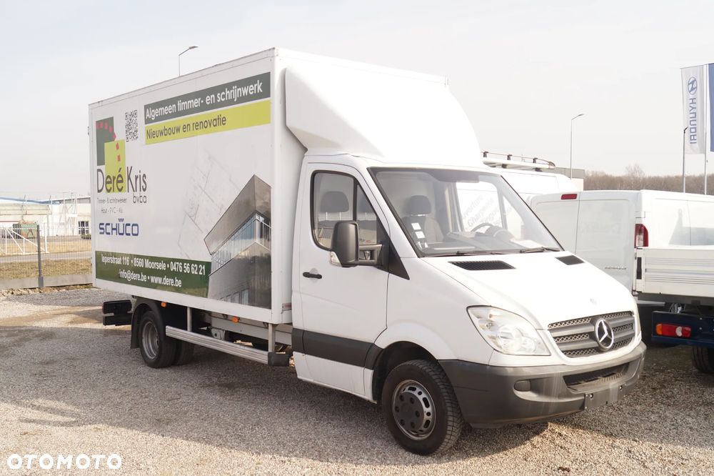 Mercedes-Benz Sprinter - 5