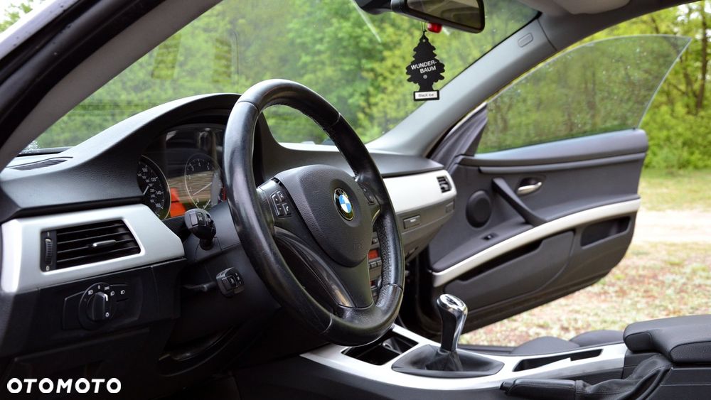BMW Seria 3 330 Ci Edition Exclusive - 12