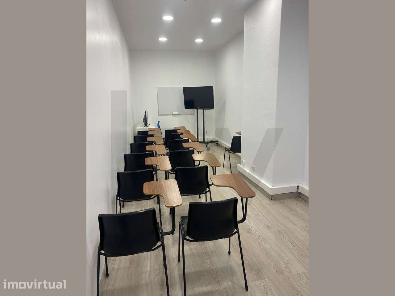Espaço comercial, renovado, em Portimão - Grande imagem: 4/13