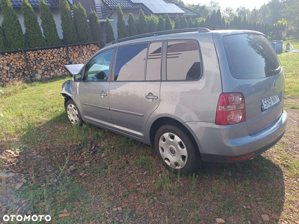 Volkswagen Touran 2.0 TDI DPF DSG Trendline - 7