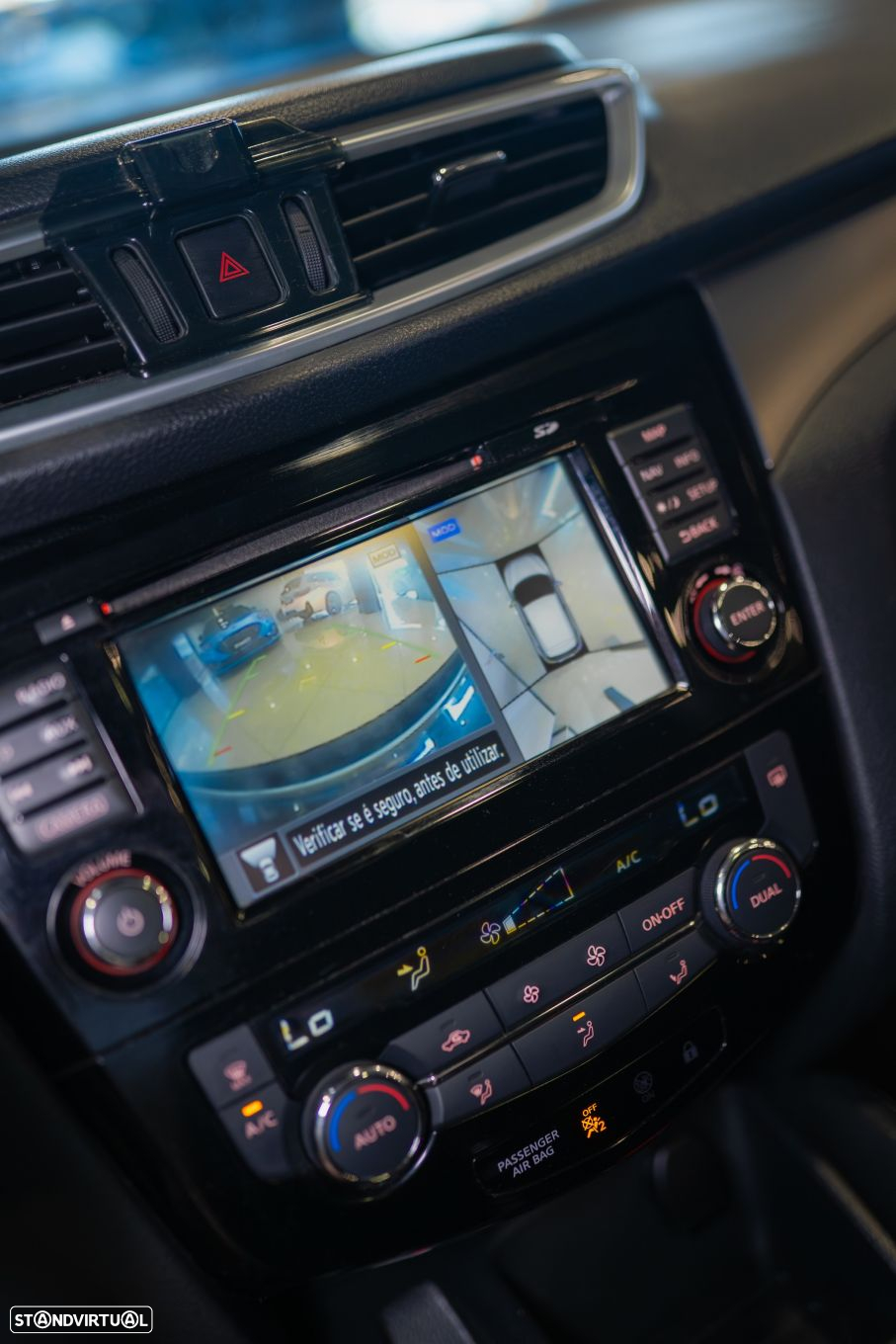 Nissan Qashqai 1.5 dCi N-Connecta - 31