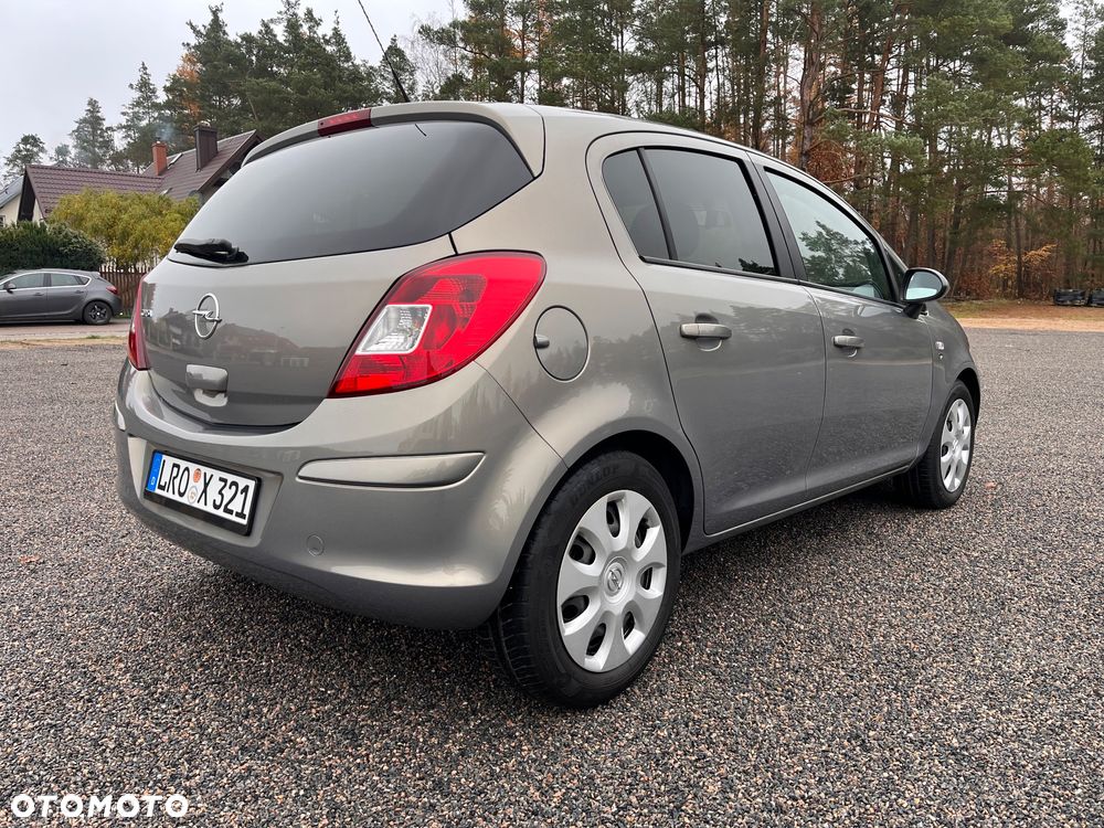 Opel Corsa 1.4 16V Edition 111 Jahre - 9