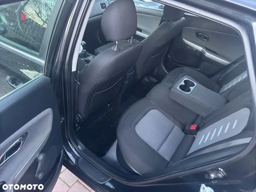 Kia Ceed 1.4 CVVT Dream Team Edition - 7