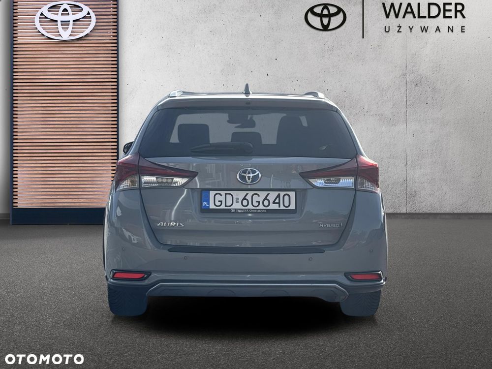 Toyota Auris - 4