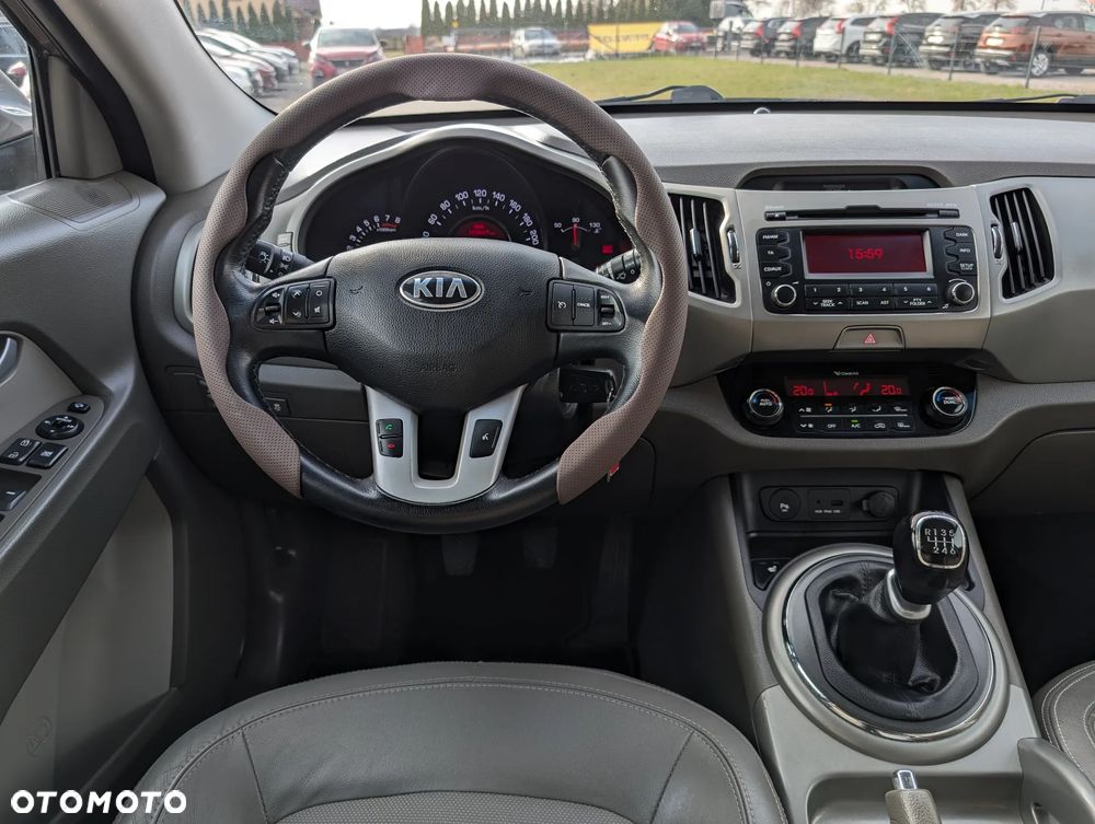 Kia Sportage 1.6 GDI Business Line L 2WD - 26