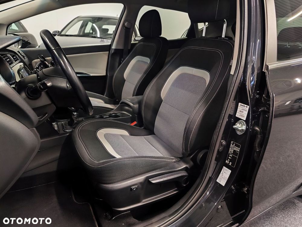 Kia Ceed 1.6 GDI Platinum Edition - 7