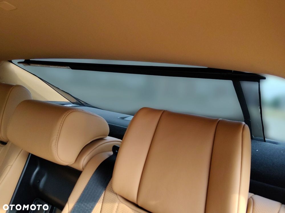 Lexus ES 300h Omotenashi - 31